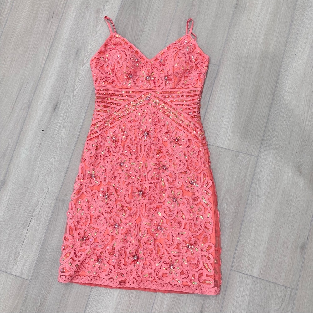 Sue Wong Coral Pink Beaded Lace Mini Dress